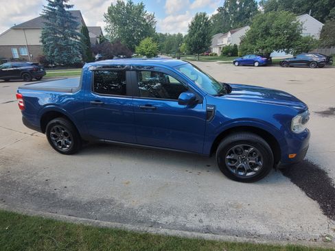 Used 2023 Ford Maverick XLT w/ XLT Luxury Package FWD image 1