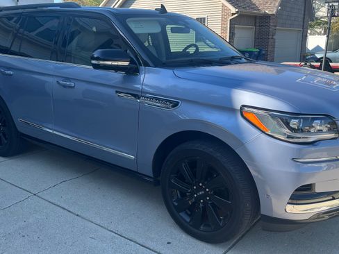 Used 2022 Lincoln Navigator Black Label image 5