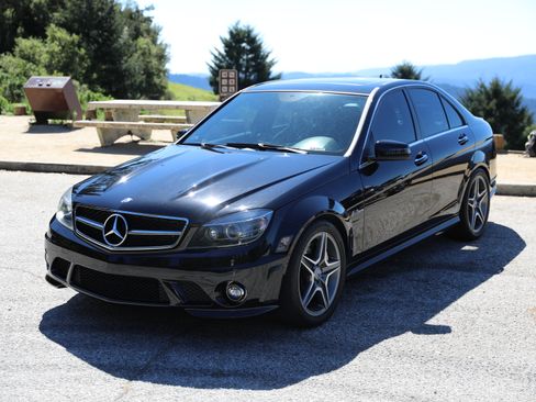 Used 2010 Mercedes-Benz C 63 AMG C 63 AMG Sedan 4D image 1