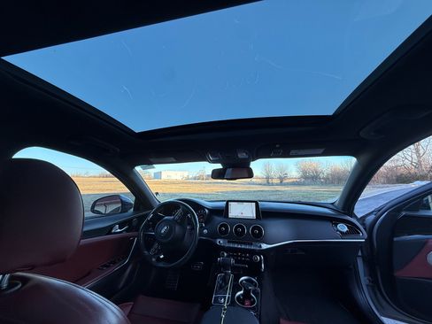 Used 2021 Kia Stinger GT-Line w/ Sun & Sound Package image 6