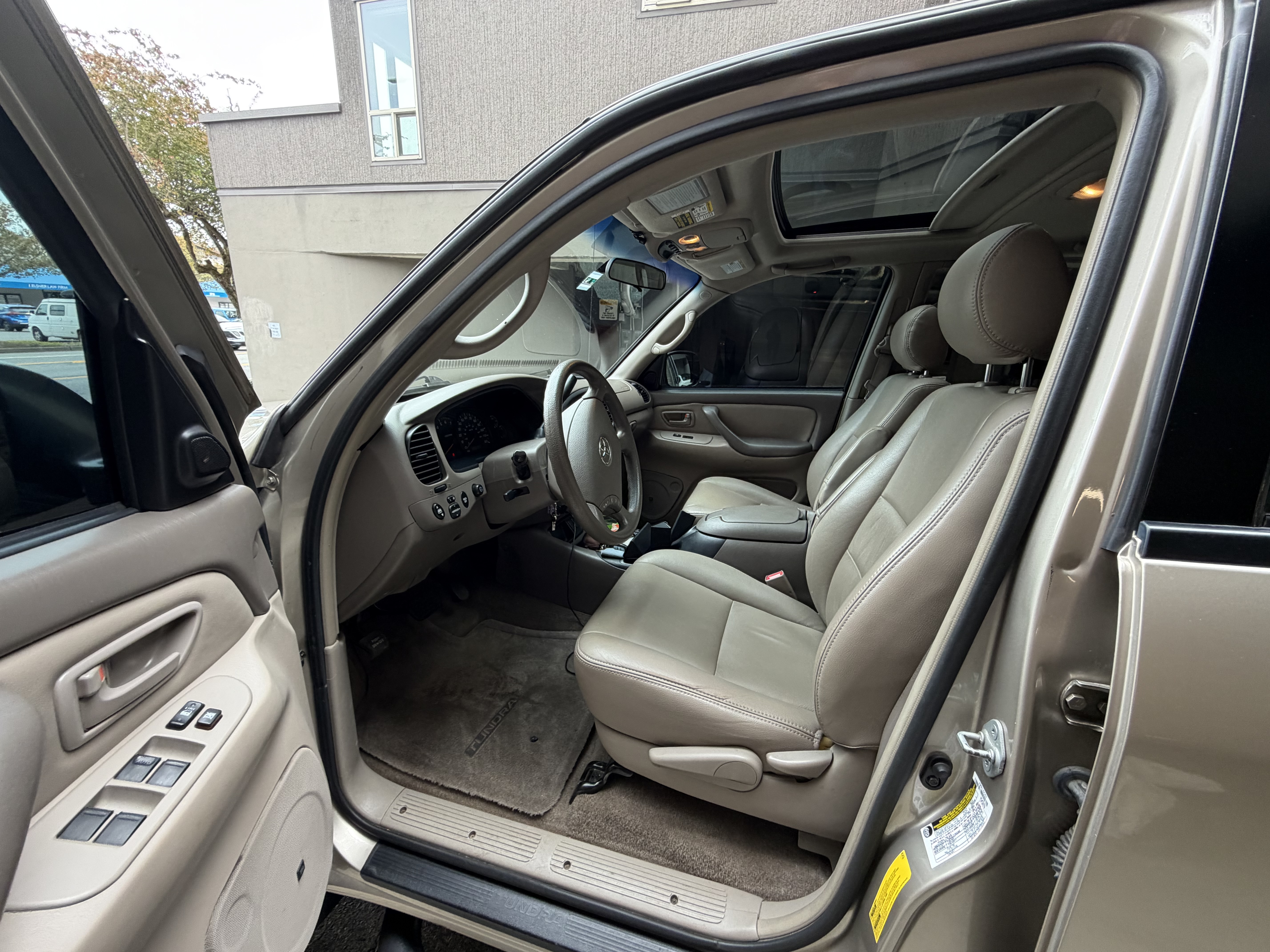 Used 2006 Toyota Tundra SR5 w/ All Weather Guard Pkg AWD/4WD image 10