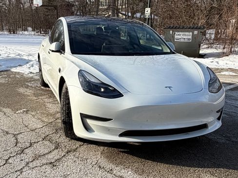Used 2021 Tesla Model 3 Long Range image 1