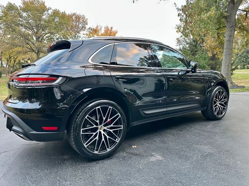 Used 2023 Porsche Macan image 6