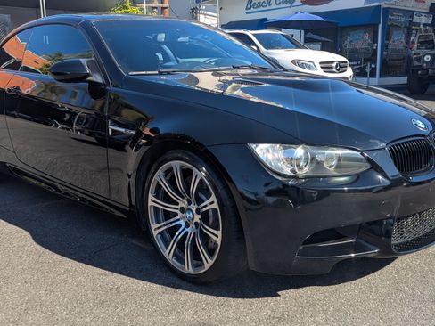 Used 2010 BMW M3 Convertible image 27