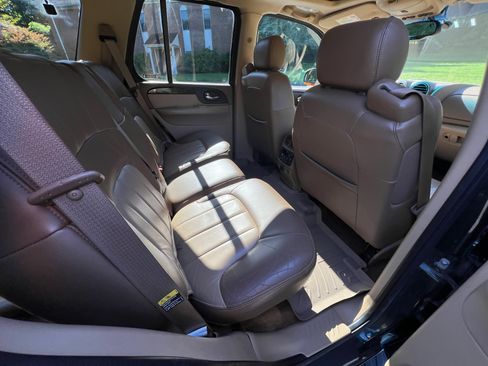 Used 2002 GMC Envoy SLT AWD/4WD image 9
