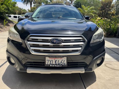 Used 2017 Subaru Outback 2.5i Limited AWD/4WD image 10