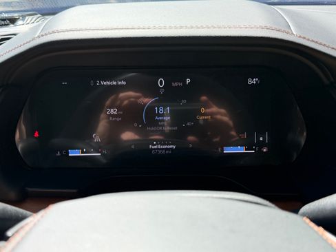 Used 2021 Jeep Grand Cherokee L Summit AWD/4WD image 6