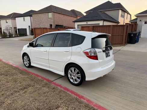 Used 2011 Honda Fit Sport image 5