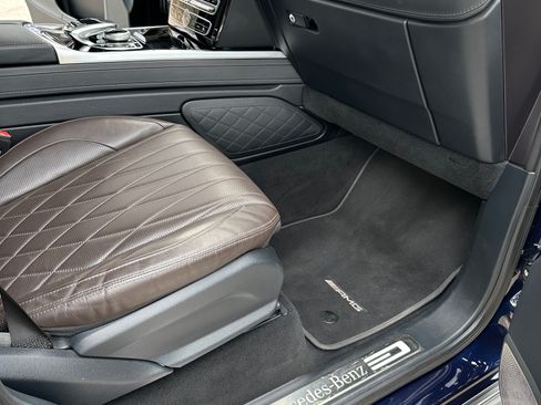 Used 2023 Mercedes-Benz G 550 image 6