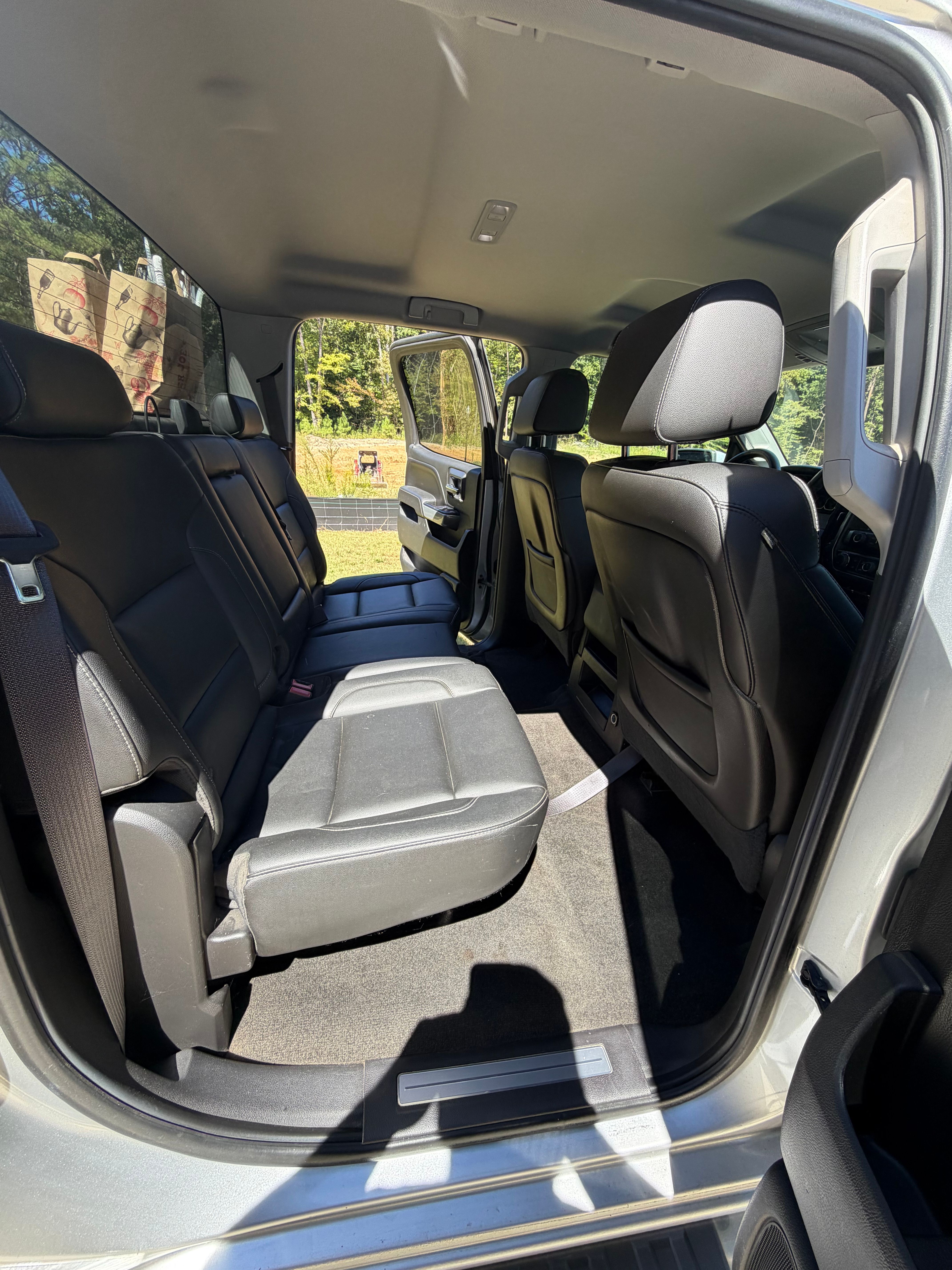 Used 2015 Chevrolet Silverado 2500 LT w/ LT Convenience Package AWD/4WD image 12