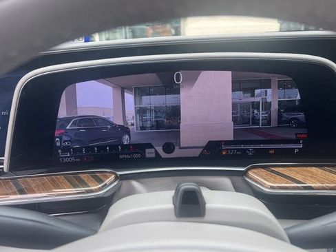 Used 2021 Cadillac Escalade ESV Sport Platinum image 15