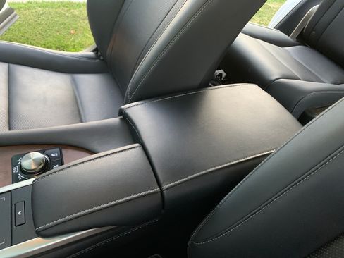 Used 2022 Lexus RX 450hL AWD w/ Premium Package image 12
