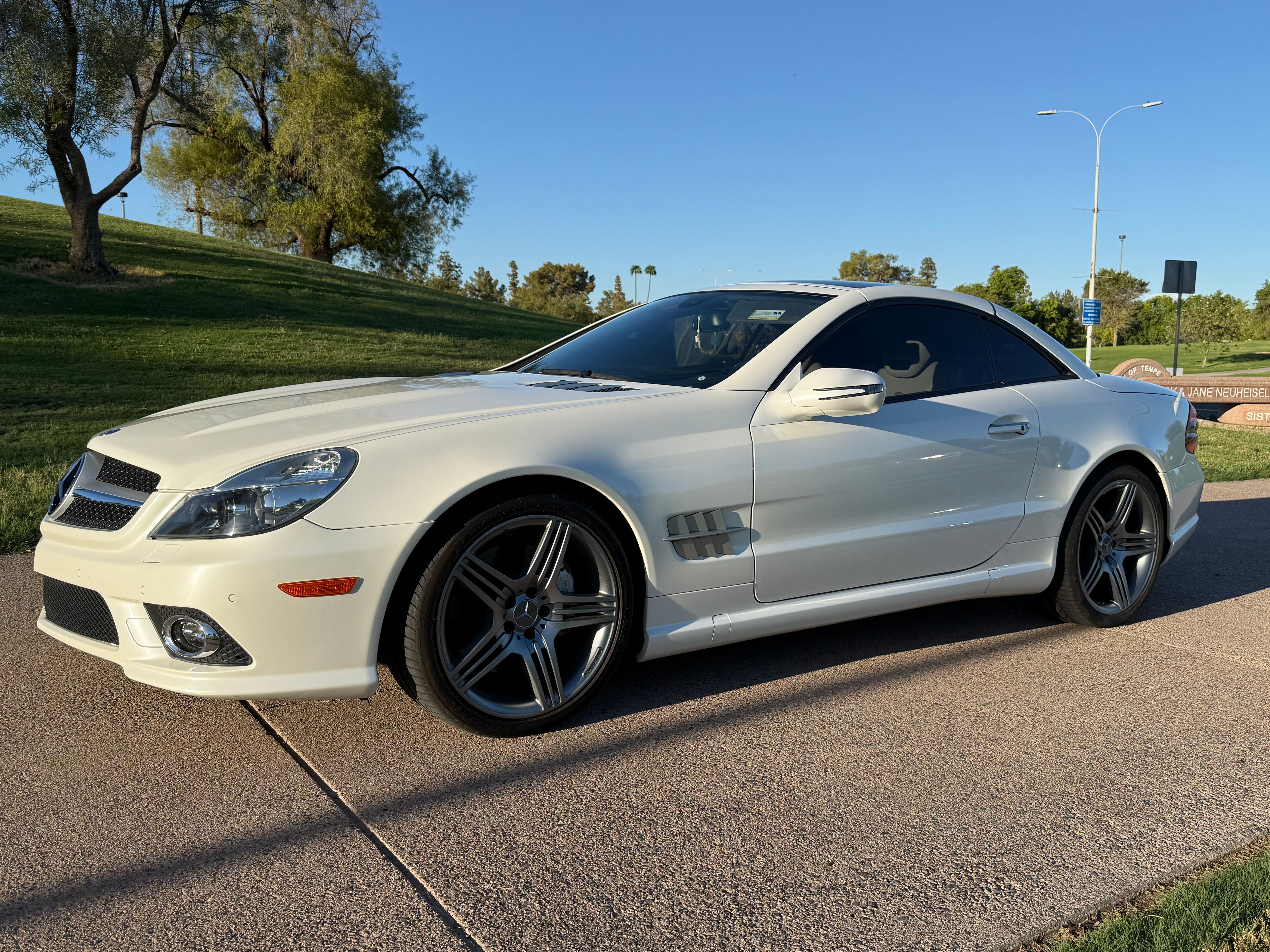 Used 2012 Mercedes-Benz SL 550 w/ SL Wheel Pkg image 6