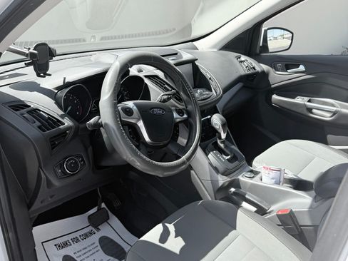 Used 2014 Ford Escape SE w/ Equipment Group 201A image 2