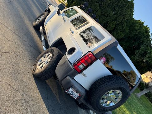 Used 2007 HUMMER H3 AWD/4WD image 5