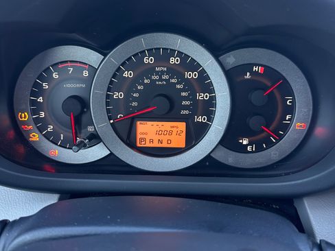 Used 2009 Toyota RAV4 2WD w/ 3rd Row image 16