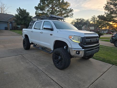 Used 2016 Toyota Tundra 1794 Edition image 8