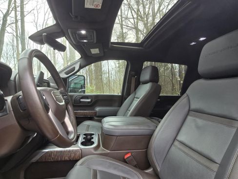 Used 2023 GMC Sierra 2500 Denali w/ Denali Ultimate Package image 8