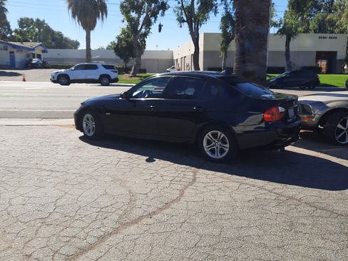 Used 2008 BMW 328i Sedan image 4