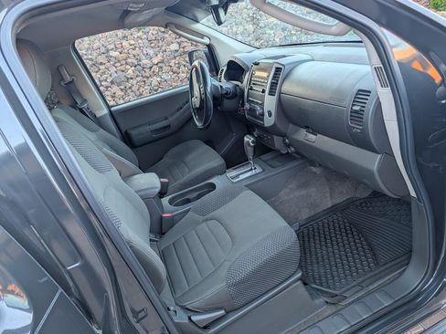 Used 2011 Nissan Xterra PRO-4X AWD/4WD image 5
