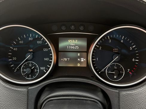 Used 2009 Mercedes-Benz GL 450 4MATIC image 5