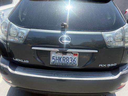 Used 2004 Lexus RX 330 FWD image 2