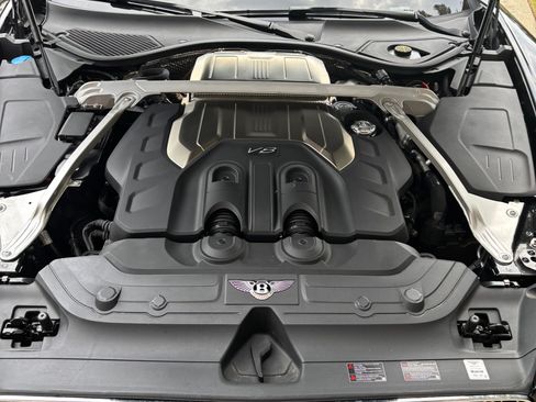 Used 2020 Bentley Continental GT V8 image 12