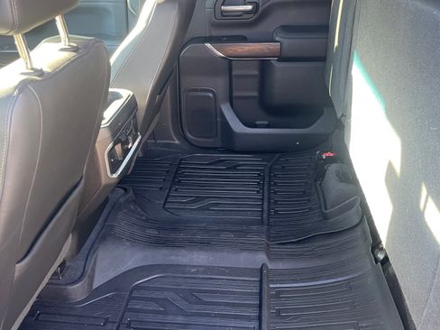 Used 2019 GMC Sierra 1500 SLT w/ SLT Premium Plus Package AWD/4WD image 10