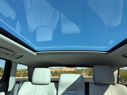 Used 2016 Land Rover Range Rover Sport HSE image 6