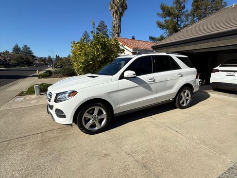 Used 2018 Mercedes-Benz GLE 350 image 1