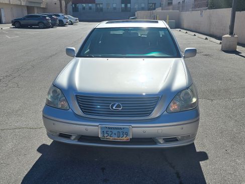 Used 2004 Lexus LS 430 image 9