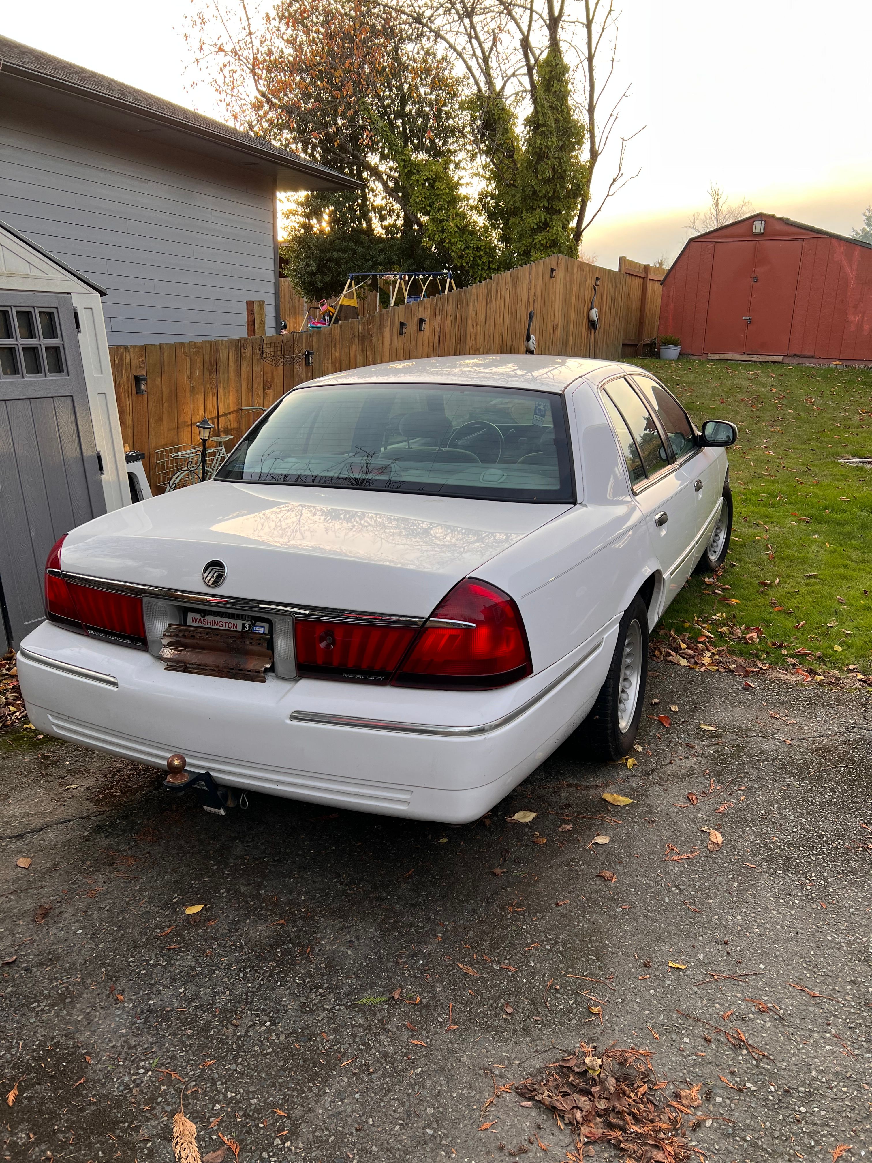 Used 2000 Mercury Grand Marquis LS RWD image 4