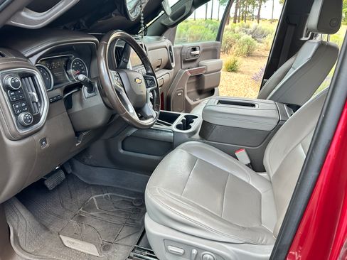 Used 2020 Chevrolet Silverado 1500 LTZ w/ LTZ Plus Package AWD/4WD image 6