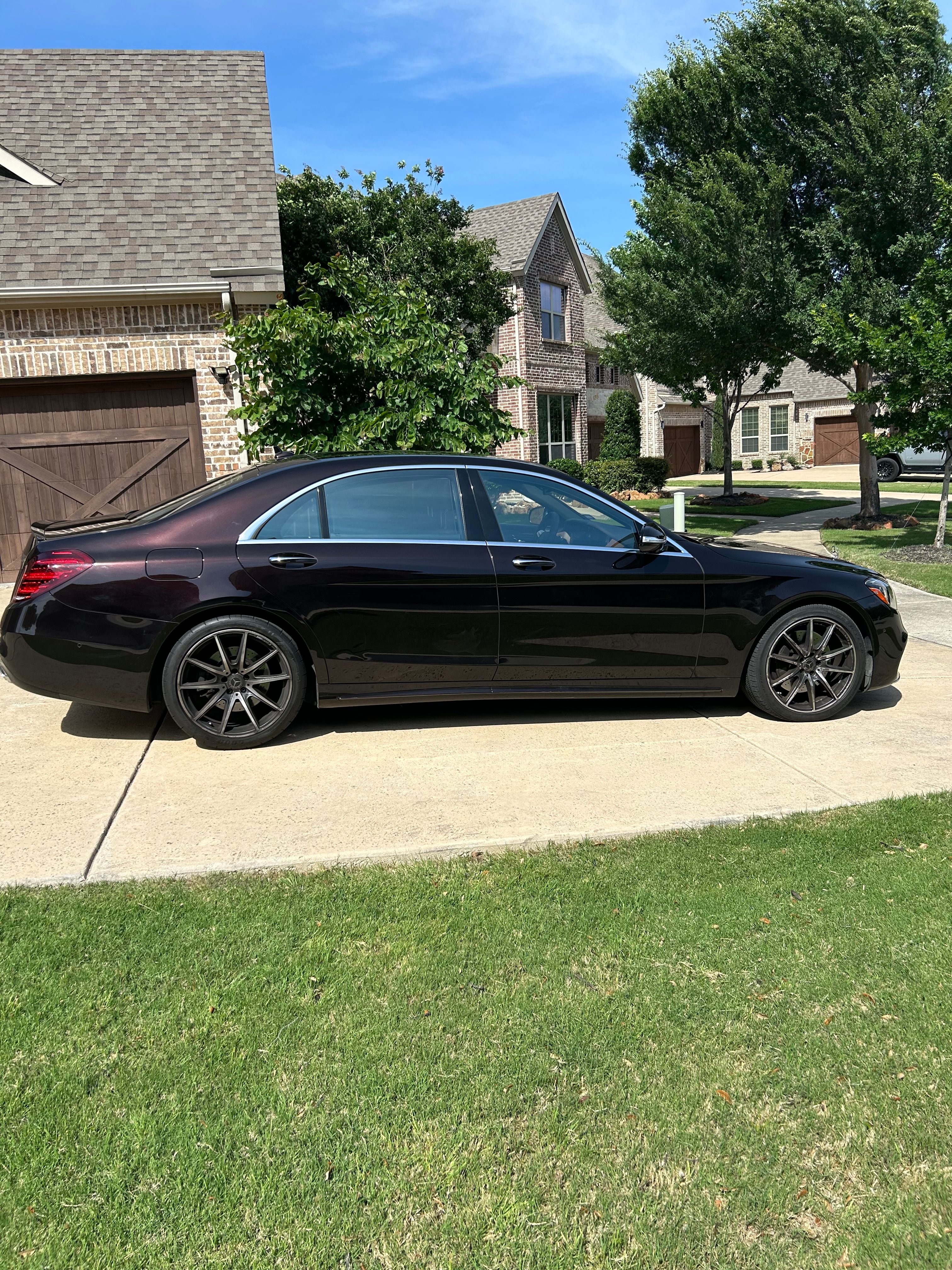 Used 2020 Mercedes-Benz S 450 Sedan w/ AMG Line Exterior image 5