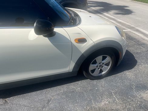 Used 2015 MINI Cooper 2-Door Hardtop image 26