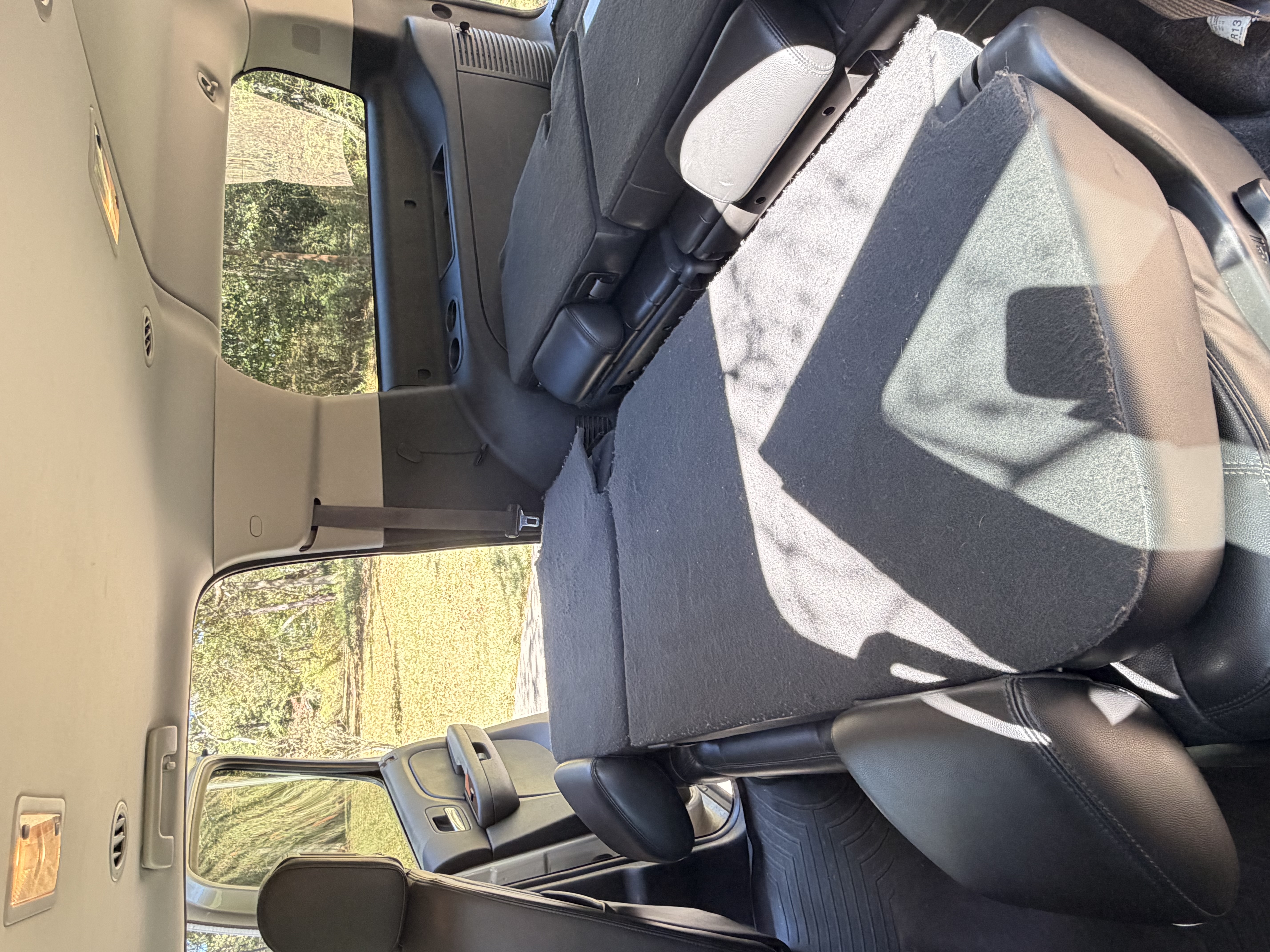 Used 2013 GMC Yukon XL SLT RWD image 17