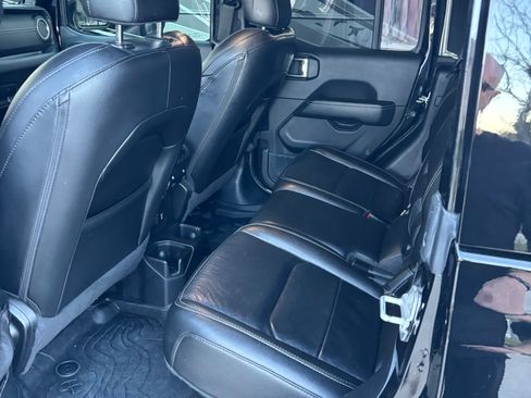 Used 2021 Jeep Gladiator Overland w/ Popular Equipment Package image 7