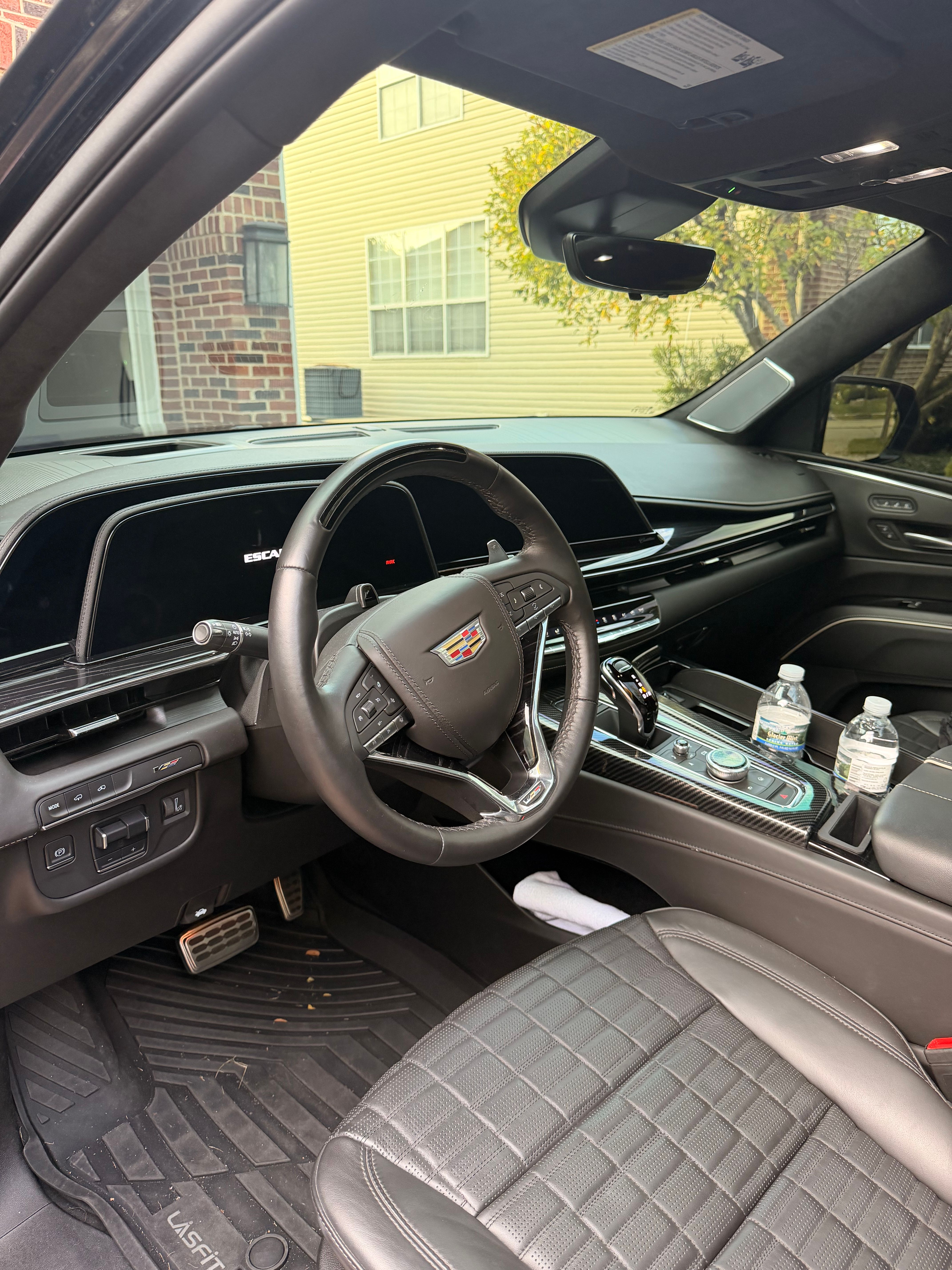Used 2023 Cadillac Escalade V AWD/4WD image 9