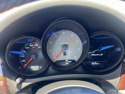 Used 2018 Porsche Macan S AWD/4WD image 11