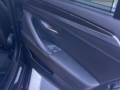 Used 2011 BMW 535i Sedan image 9