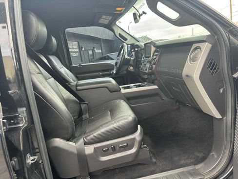 Used 2015 Ford F350 Lariat w/ Chrome Package image 13