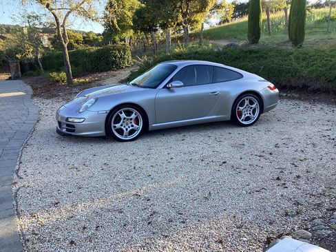 Used 2006 Porsche 911 Carrera S image 9