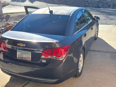 Used 2011 Chevrolet Cruze LT w/ RS Package image 2