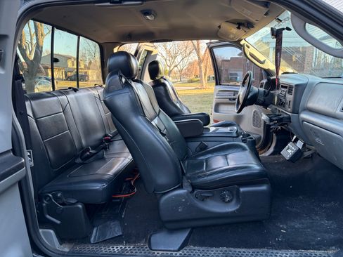 Used 2004 Ford F350 XLT image 21
