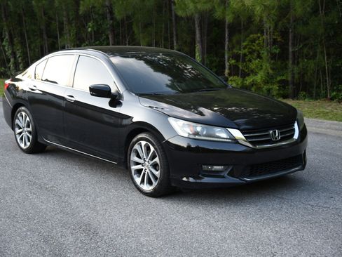 Used 2014 Honda Accord Sport image 5