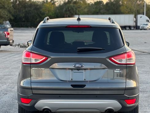 Used 2016 Ford Escape SE w/ Equipment Group 201A image 1