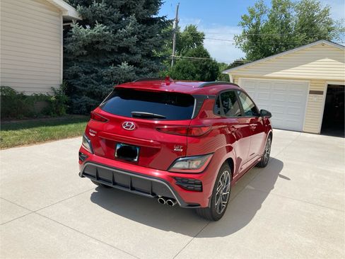 Used 2022 Hyundai Kona N Line image 8