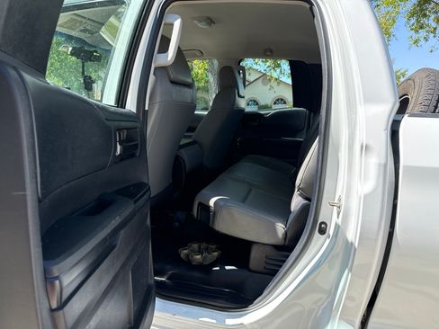 Used 2015 Toyota Tundra SR image 4