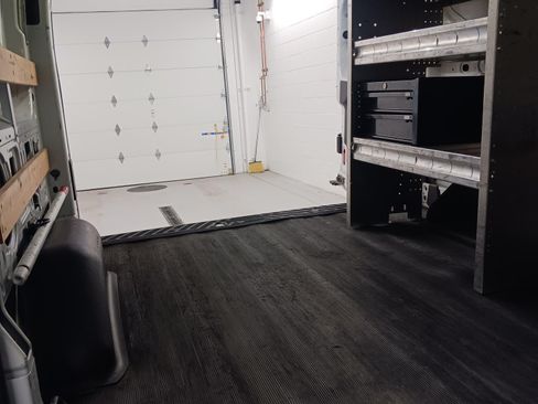 Used 2017 Ford Transit 250 130 Low Roof w/ Exterior Upgrade Package image 27