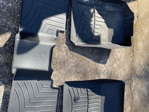 Used 2016 GMC Canyon SLE w/ All Terrain Package image 28